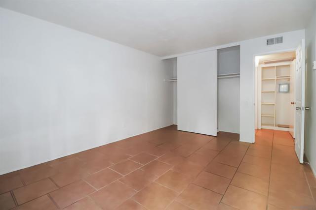 Image 20 of 30 For 5700 Baltimore Dr  187