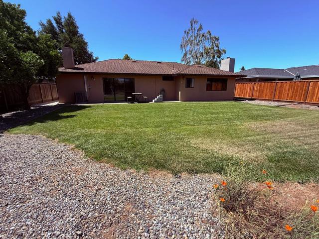 820 Neil Drive, Hollister CA: https://media.crmls.org/mediaz/19aeb797-5ef9-49fa-8214-80aa687f3c7d.jpg