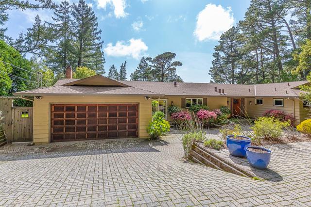 13250 Skyline Boulevard, Woodside CA: https://media.crmls.org/mediaz/19aeda72-1350-413d-8b0a-548c56881caf.jpg