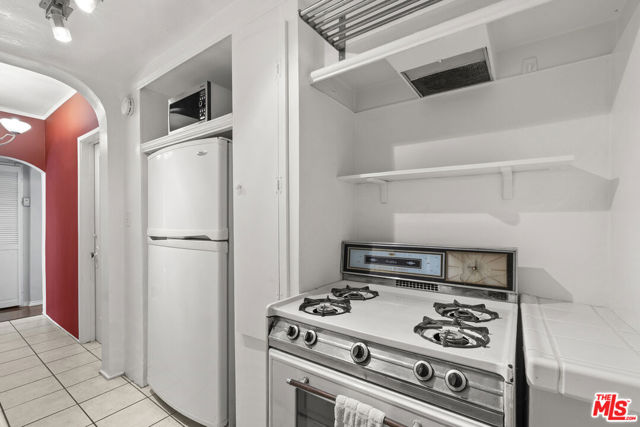 2014 Whitley Avenue, Los Angeles CA: https://media.crmls.org/mediaz/19af9de9-49d7-4718-9e54-0f0f2c9e8234.jpg