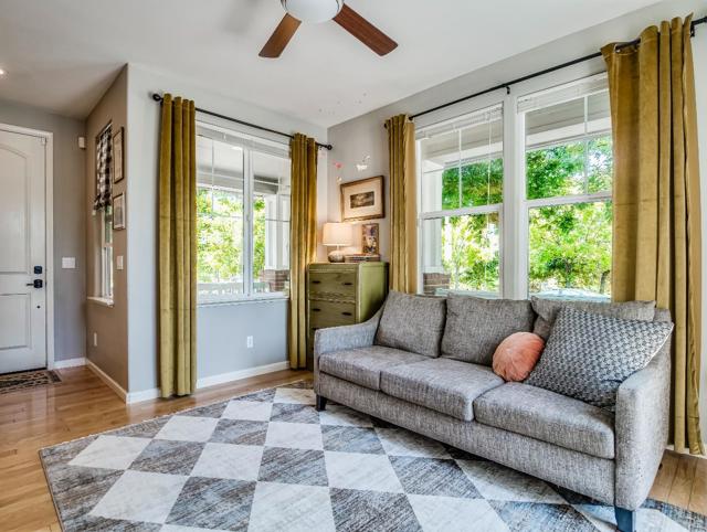 140 Sarafina Way, Gilroy CA: https://media.crmls.org/mediaz/19b00f44-108d-48d5-b8a4-c17386521ff9.jpg