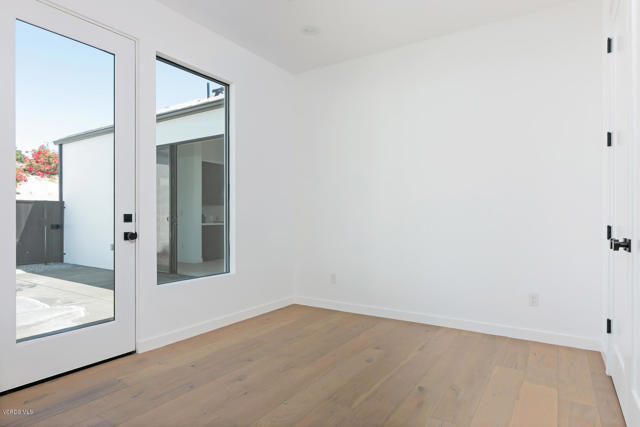953 Colina Vista, Ventura CA: https://media.crmls.org/mediaz/19b0322e-151c-4a28-8534-6d67de20c927.jpg