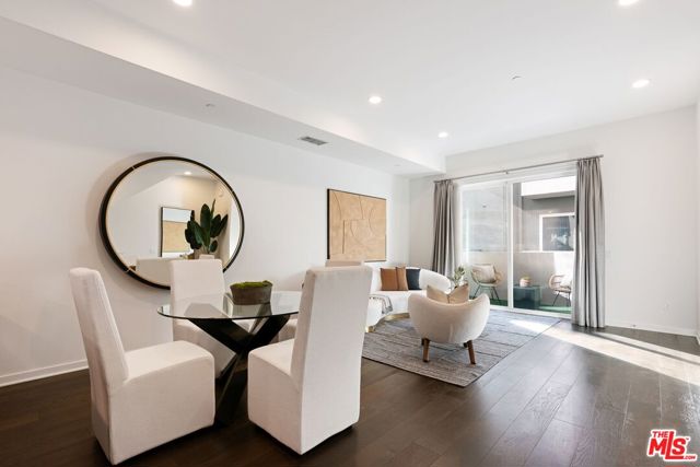 8406 1/2 Blackburn Avenue, Los Angeles CA: https://media.crmls.org/mediaz/19b03e26-3022-4c4c-ba5d-52d2aff38e03.jpg