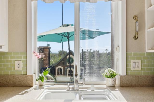 Detail Gallery Image 10 of 41 For 788 Callecita Aquilla Sur, Chula Vista,  CA 91911 - 2 Beds | 2/1 Baths