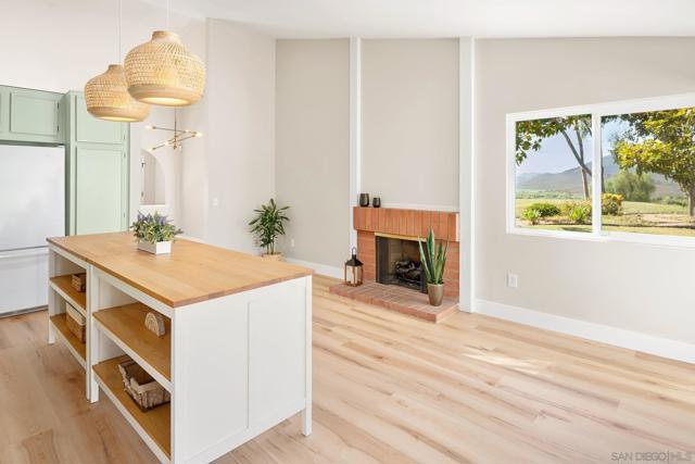 18197 Valladares Drive, San Diego CA: https://media.crmls.org/mediaz/19b3fa63-0297-4633-a35b-153a70721596.jpg