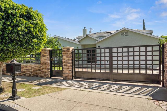 11138 Collett Avenue, Granada Hills CA: https://media.crmls.org/mediaz/19b41503-bd68-4cf9-9334-8083c72cbde9.jpg