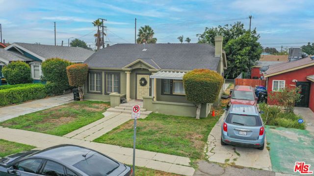 Image 2 for 1460 W 37Th Dr, Los Angeles, CA 90018