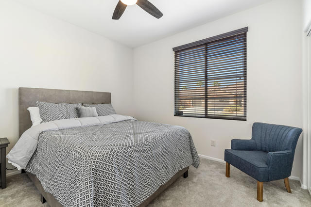 Image 27 of 46 For 84345 Volare Avenue