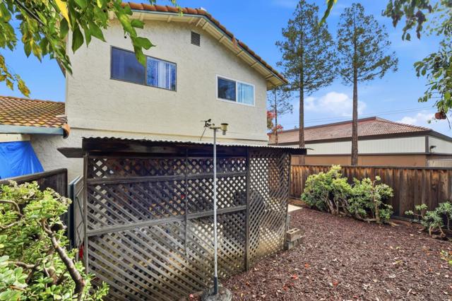 1349 Coniston Court, San Jose CA: https://media.crmls.org/mediaz/19b5c169-3aed-4ae3-a011-98dd253a89e0.jpg