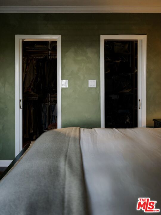 https://media.crmls.org/mediaz/19b5c4b5-af1e-4b82-be26-f0c27d62293c.jpg?preset=X-Large