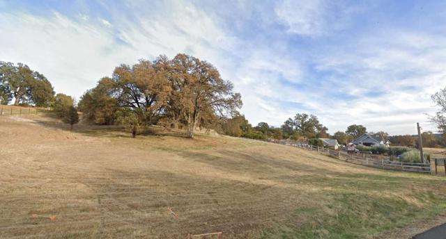 2612 Shasta Road, Clearlake Oaks CA: https://media.crmls.org/mediaz/19b6768a-0213-4dac-9c93-2c41e9e48445.jpg