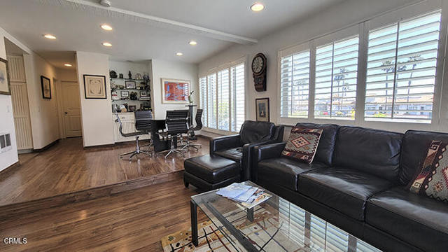 Detail Gallery Image 6 of 16 For 2931 Harbor Bld, Oxnard,  CA 93035 - 2 Beds | 1 Baths