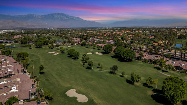 207 Bouquet Canyon Drive, Palm Desert, CA 92211