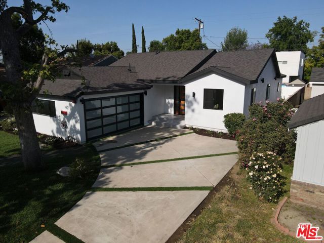 5826 SALOMA Avenue photo 2