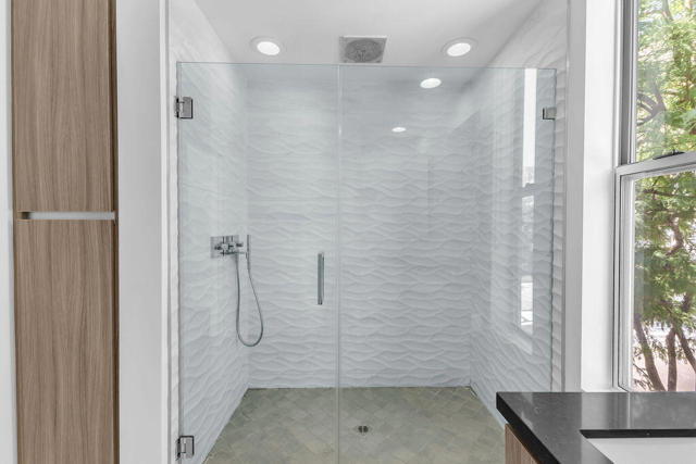 350 Goleta Way, Palm Springs CA: https://media.crmls.org/mediaz/19b9befb-9731-49df-a02e-ae99388570ea.jpg