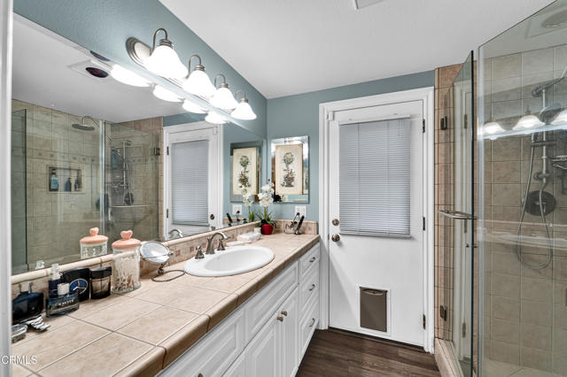 Detail Gallery Image 18 of 31 For 219 Castilian Ave, Newbury Park,  CA 91320 - 4 Beds | 2/1 Baths