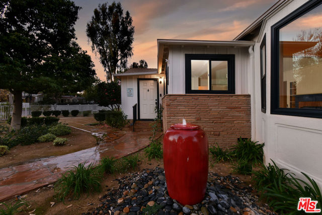 4610 Wortser Avenue photo 8