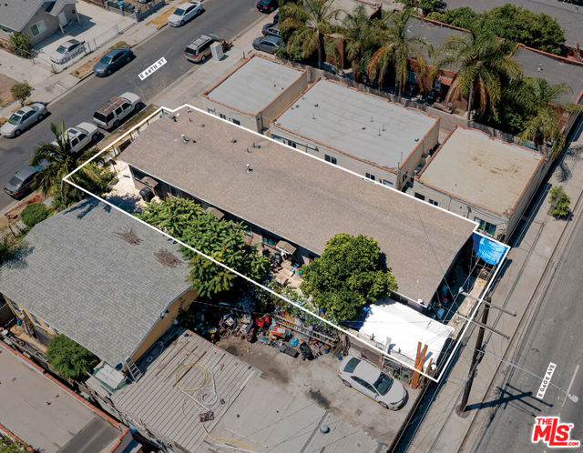 1159 E 64th Street, Los Angeles CA: https://media.crmls.org/mediaz/19ba8aea-641f-4809-9241-9803d2b75022.jpg