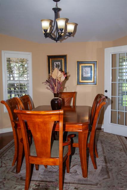 11851 Riverside Dr, Lakeside CA: https://media.crmls.org/mediaz/19ba8bec-edc3-4aeb-931f-8b378aaa487c.jpg