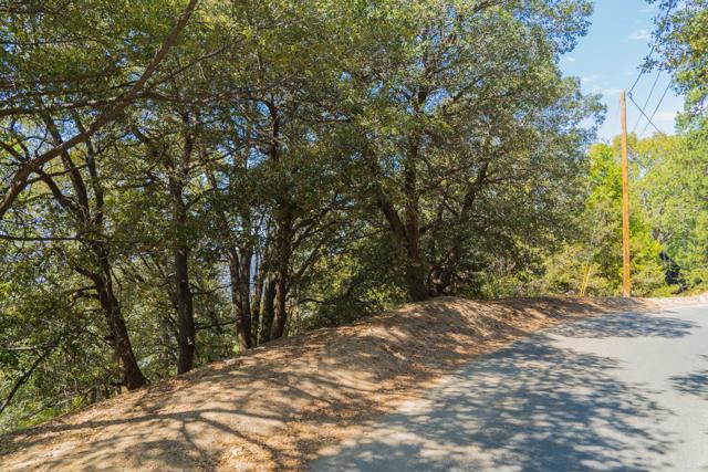 0 Chillon Drive, Crestline CA: https://media.crmls.org/mediaz/19bab30b-1d51-42d9-84f5-498eb146d95a.jpg