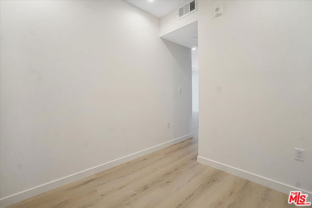MLS #26864753 image #22