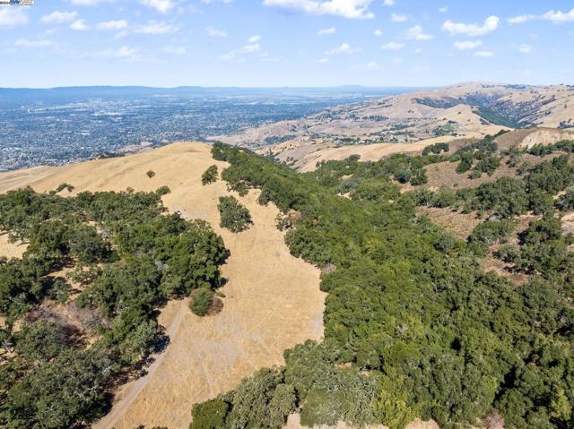 Image 20 of 24 For 0 Higuera Highland Lane