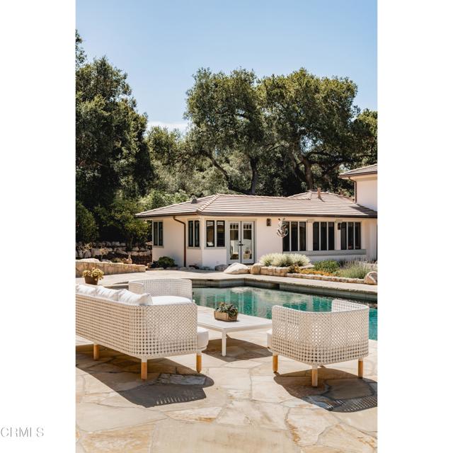 840 Ivy Lane, Montecito CA: https://media.crmls.org/mediaz/19bc6bc9-1bbe-48eb-8dc6-d3533448f9f2.jpg