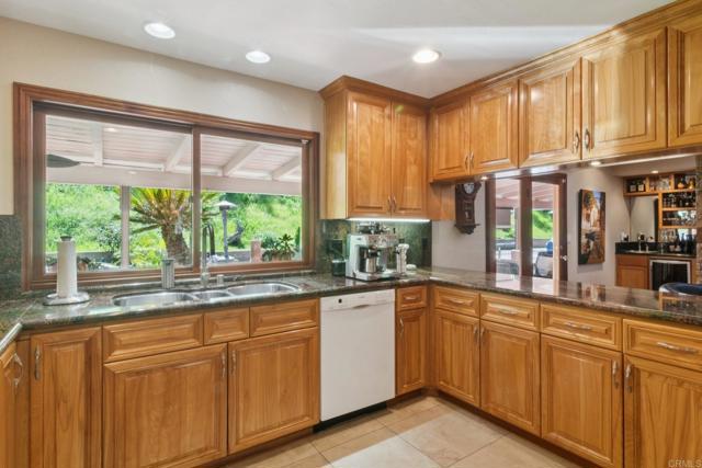 Image 27 of 72 For 1243 Hidden Mountain Drive