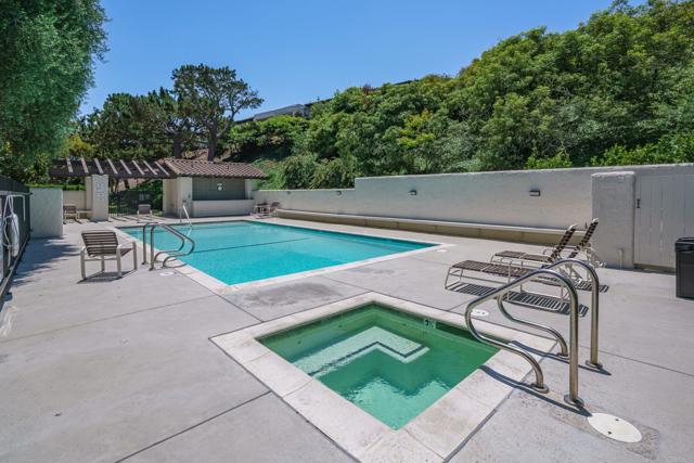 Detail Gallery Image 32 of 34 For 45 Oaktree Ln, Rolling Hills Estates,  CA 90274 - 4 Beds | 3 Baths