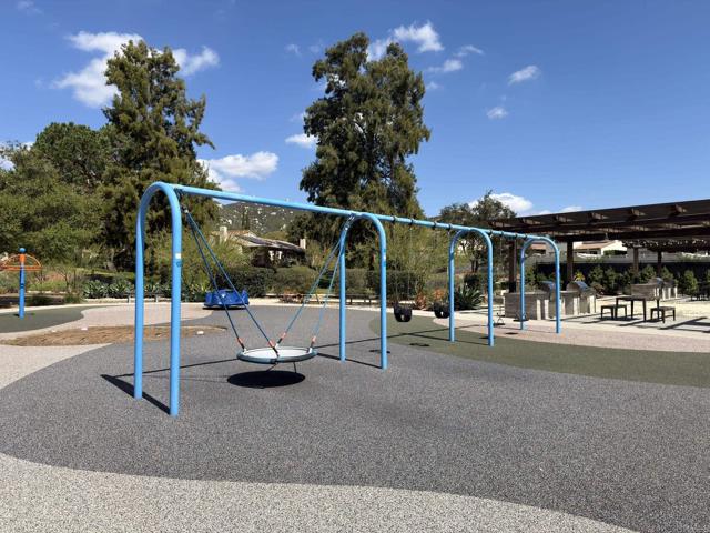 Detail Gallery Image 33 of 37 For 1731 Michael Glen, Escondido,  CA 92026 - 3 Beds | 2 Baths