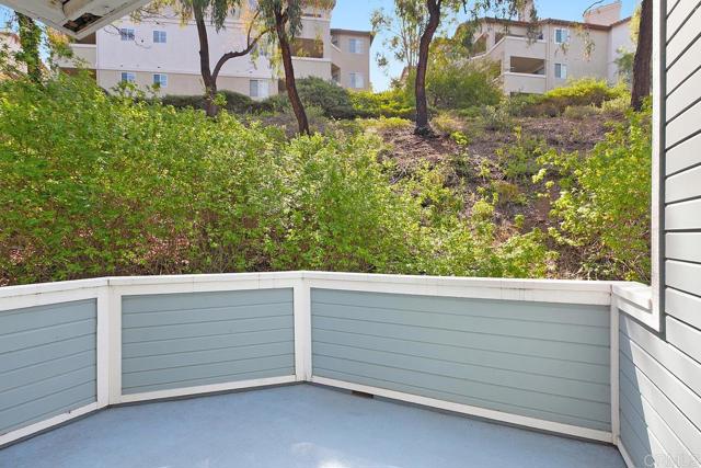 9910 Scripps Vista Way, San Diego CA: https://media.crmls.org/mediaz/19bf3cda-722a-48ea-b038-3cbb1f4afa0b.jpg