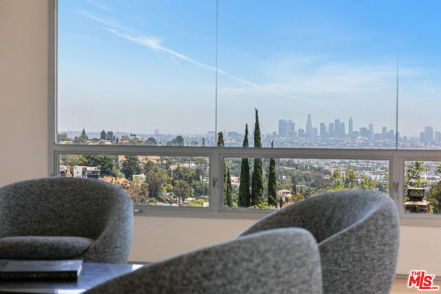 2742 Creston Drive, Los Angeles CA: https://media.crmls.org/mediaz/19bf769e-8c79-4f37-9f4a-842a9cbe8522.jpg