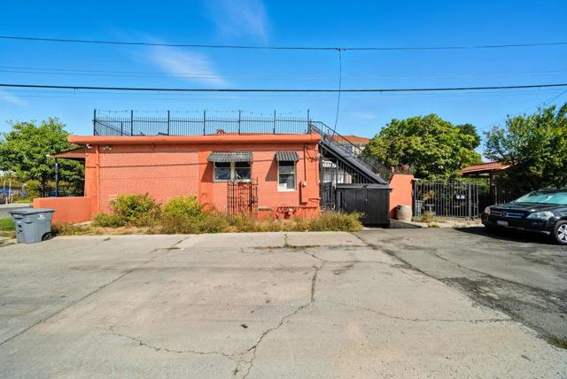 316 Napa Street, Vallejo CA: https://media.crmls.org/mediaz/19bf773b-51d9-435a-9611-05808c11b9a4.jpg