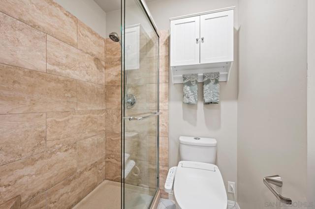 4048 Raffee Dr, San Diego CA: https://media.crmls.org/mediaz/19bfd9fc-929c-407f-8177-d6e2ed932f1d.jpg