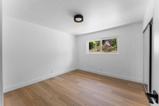 3827 Westgate Place, San Diego CA: https://media.crmls.org/mediaz/19bfeca7-790c-4409-934d-dd280d187257.jpg