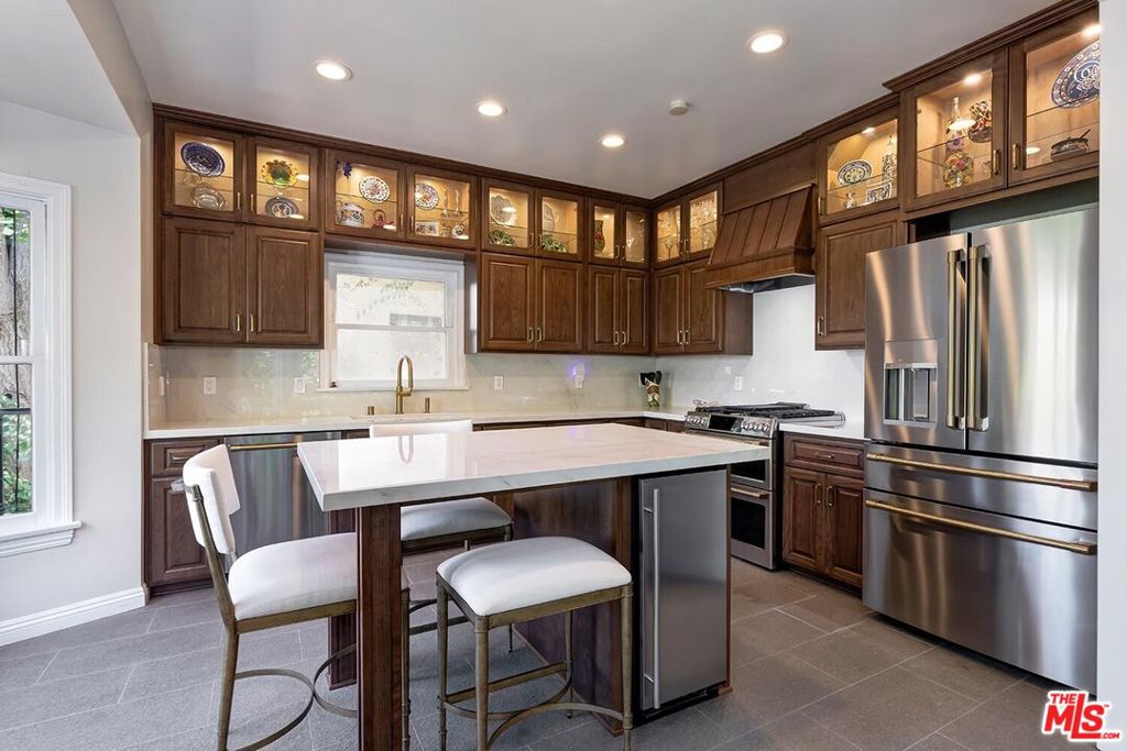 MLS #25602747 image #15