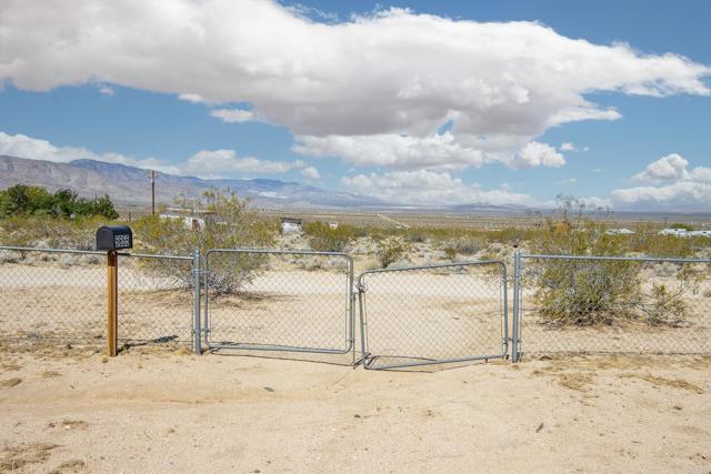 Detail Gallery Image 33 of 36 For 5655 Last Mile Rd, Johnson Valley,  CA 92285 - 3 Beds | 2 Baths