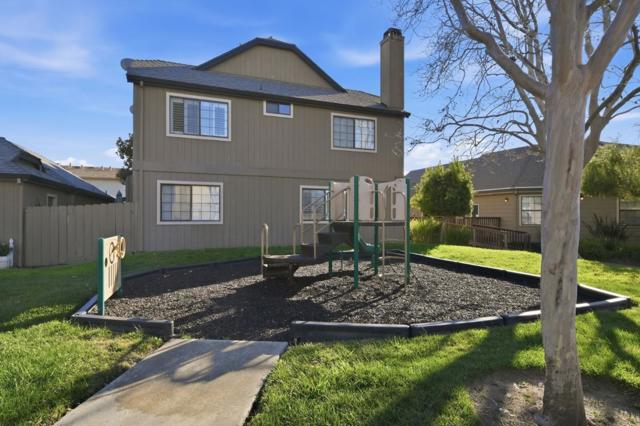 251 Gibson Drive, Hollister CA: https://media.crmls.org/mediaz/19c2d1ac-1386-465f-adc1-74ddb5f3dc5f.jpg