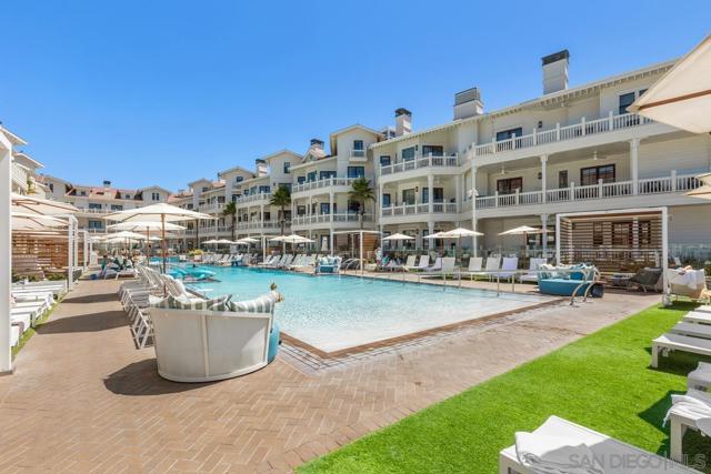 1500 Orange Ave, Coronado CA: https://media.crmls.org/mediaz/19c2ea7b-bb11-47d0-a6d3-224fa8f58ebb.jpg