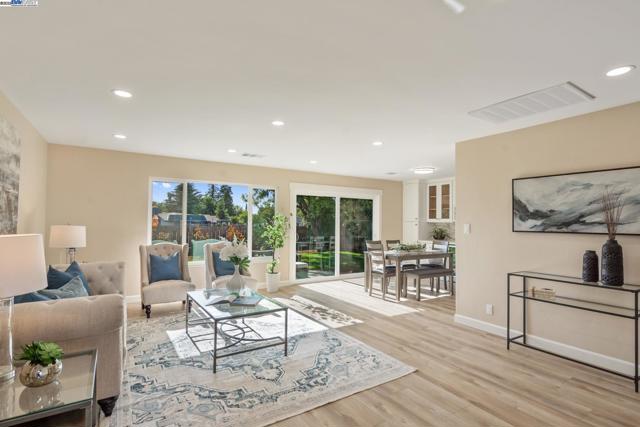 Image 17 of 48 For 1804 Tanglewood Way