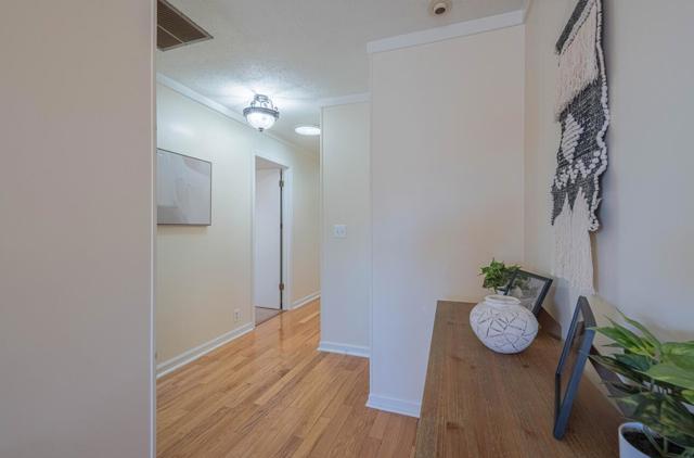 1527 Atherton Way, Salinas CA: https://media.crmls.org/mediaz/19c47039-c9f9-4b1e-923f-994989569286.jpg