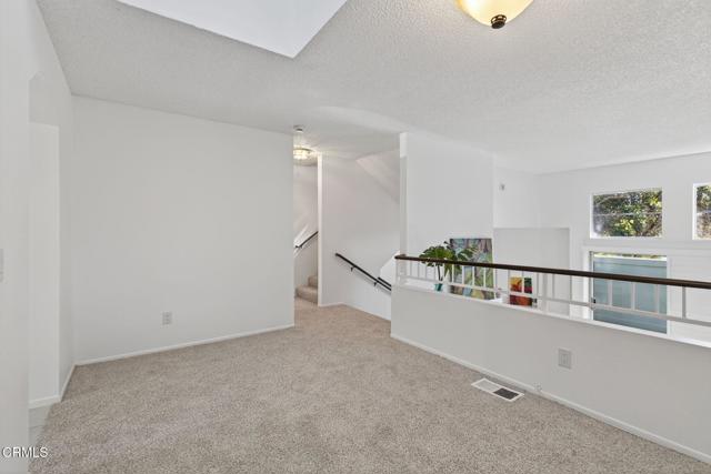 4993 Telephone Road, Ventura CA: https://media.crmls.org/mediaz/19c49739-4c9d-433a-ac57-c84ebfbcbc96.jpg