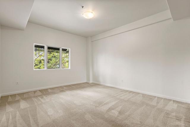 200 Sheridan Avenue, Palo Alto CA: https://media.crmls.org/mediaz/19c4abb4-cf20-4f4e-accf-e32a05aeabe0.jpg