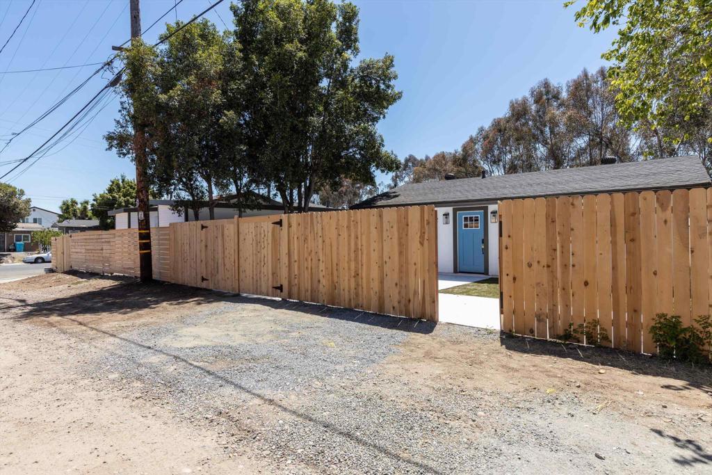 4020 Dwight St - photo 17
