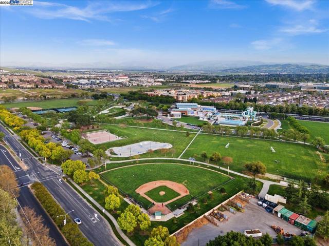 4775 Mahogany St, Dublin CA: https://media.crmls.org/mediaz/19c5fdd4-9ab9-46ba-9618-5dda52d792c9.jpg