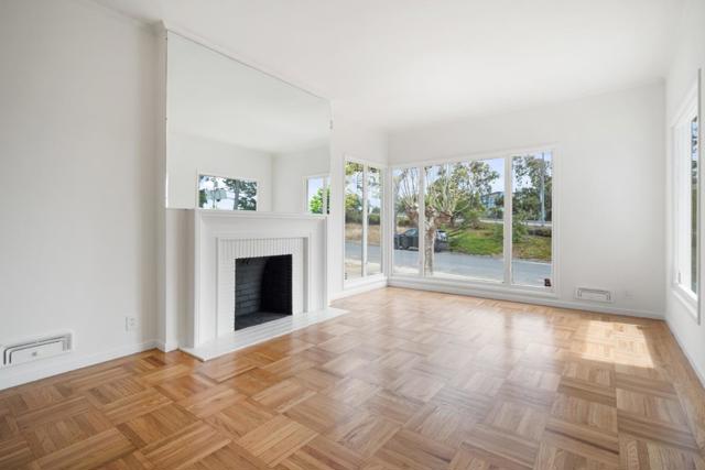 58 N Mayfair Avenue, Daly City CA: https://media.crmls.org/mediaz/19c6411a-9650-47cf-9bb3-e912fd6f787e.jpg