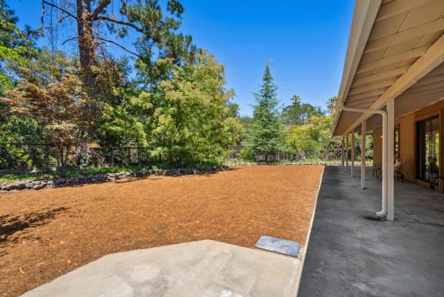 19521 Tweed Court, Saratoga CA: https://media.crmls.org/mediaz/19c81ff2-5a65-494c-9ef0-3545e0fa596e.jpg
