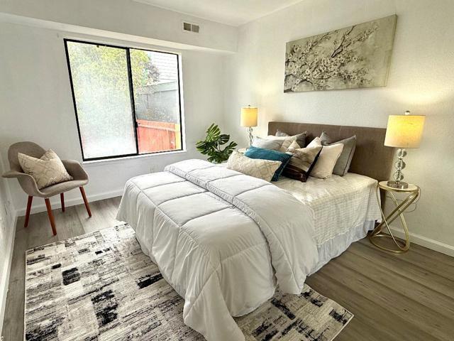 900 Hillside Boulevard, Daly City CA: https://media.crmls.org/mediaz/19c8d3a3-da8d-4679-b0a7-fbd494344f85.jpg