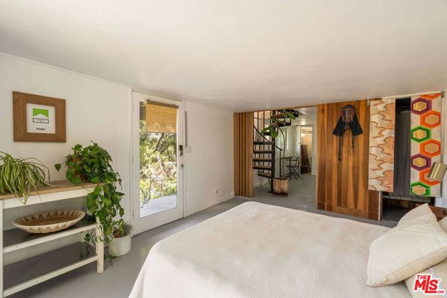 3130 Isabel, Los Angeles CA: https://media.crmls.org/mediaz/19cb0101-2e08-4779-bd4f-dac8979850ae.jpg