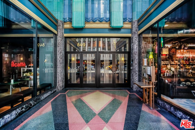 849 S Broadway, Los Angeles CA: https://media.crmls.org/mediaz/19cbb5a2-81c8-4295-b0bc-20a1a85dc1d3.jpg